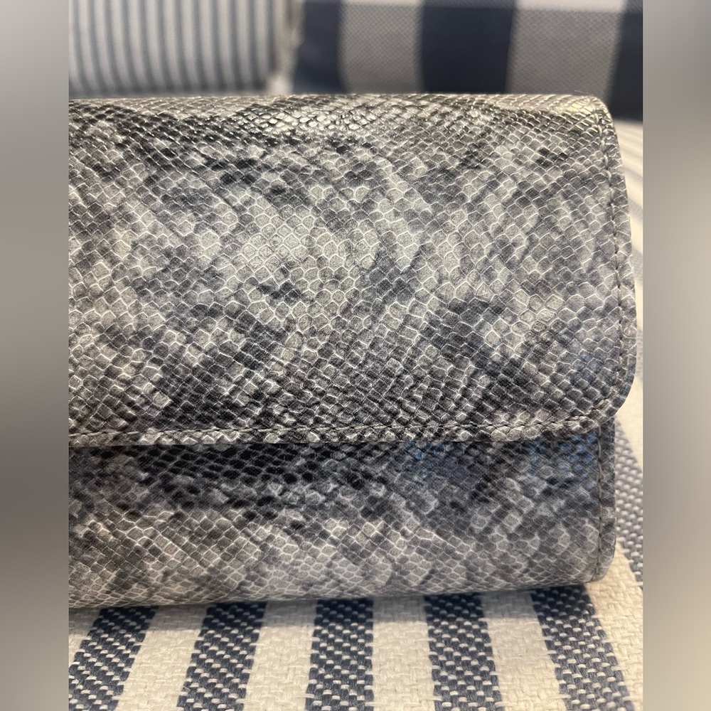 BCBGeneration Silver Clutch - Picture 2 of 7